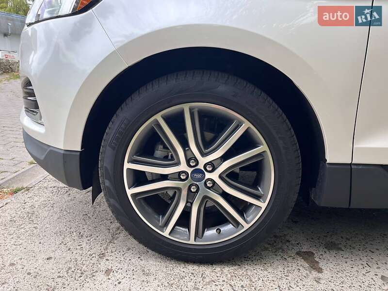 Позашляховик / Кросовер Ford Edge 2019 в Чернівцях фото 8 Позашляховик / Кросовер Ford Edge 2019 в Чернівцях