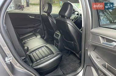 Позашляховик / Кросовер Ford Edge 2022 в 