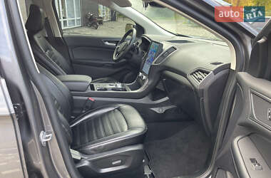 Позашляховик / Кросовер Ford Edge 2022 в 