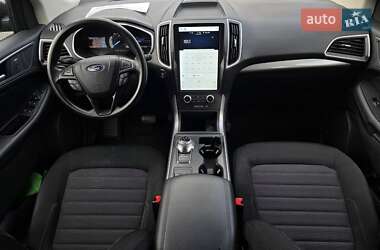 Позашляховик / Кросовер Ford Edge 2021 в 