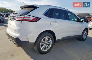 Позашляховик / Кросовер Ford Edge 2019 в 