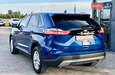 Позашляховик / Кросовер Ford Edge 2022 в 