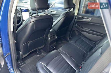 Позашляховик / Кросовер Ford Edge 2022 в 