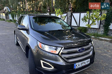 Внедорожник / Кроссовер Ford Edge 2016 в 