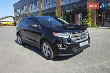 Позашляховик / Кросовер Ford Edge 2016 в 