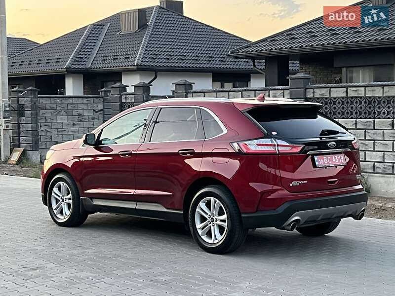 Позашляховик / Кросовер Ford Edge 2019 в Рівному