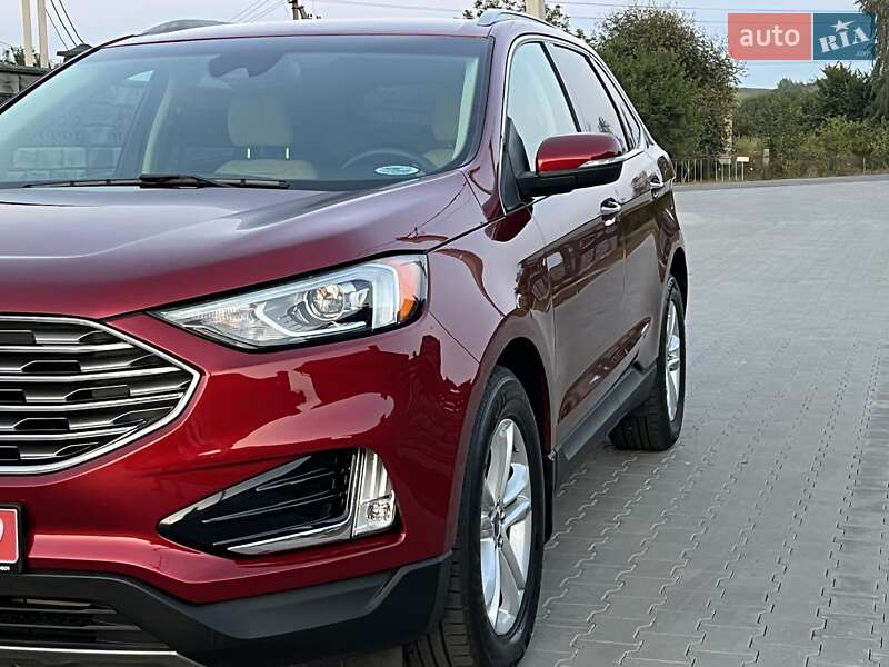 Позашляховик / Кросовер Ford Edge 2019 в Рівному