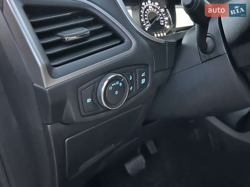 Позашляховик / Кросовер Ford Edge 2019 в Рівному