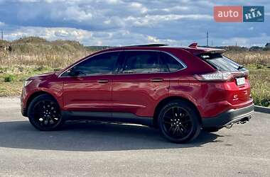 Позашляховик / Кросовер Ford Edge 2015 в 