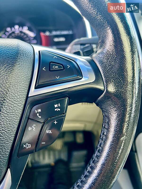 Внедорожник / Кроссовер Ford Edge 2015 в Виннице