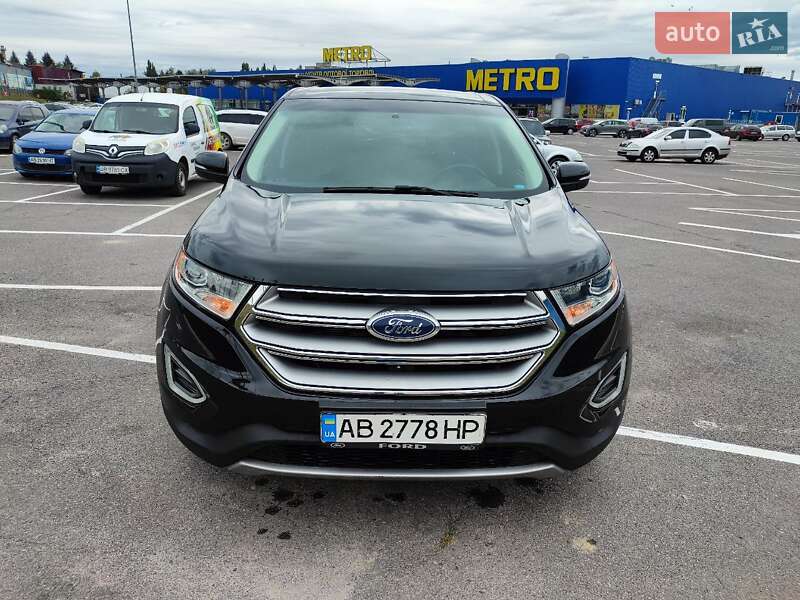 Позашляховик / Кросовер Ford Edge 2017 в 