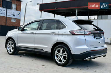 Позашляховик / Кросовер Ford Edge 2017 в 