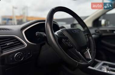 Позашляховик / Кросовер Ford Edge 2021 в  фото 11 Позашляховик / Кросовер Ford Edge 2021 в