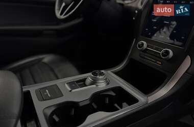 Позашляховик / Кросовер Ford Edge 2021 в  фото 23 Позашляховик / Кросовер Ford Edge 2021 в