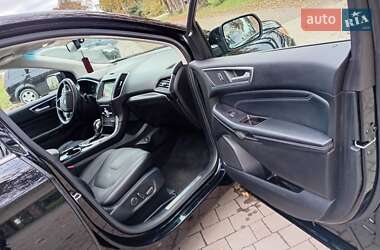 Внедорожник / Кроссовер Ford Edge 2017 в 