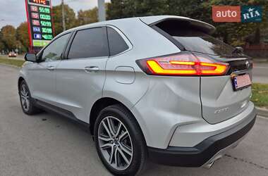 Внедорожник / Кроссовер Ford Edge 2019 в 