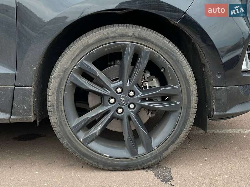 Позашляховик / Кросовер Ford Edge 2019 в Києві