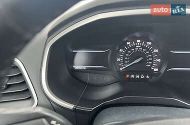 Внедорожник / Кроссовер Ford Edge 2016 в 