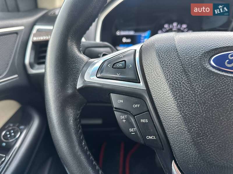 Позашляховик / Кросовер Ford Edge 2015 в Тернополі фото 46 Позашляховик / Кросовер Ford Edge 2015 в Тернополі