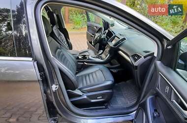 Внедорожник / Кроссовер Ford Edge 2015 в 