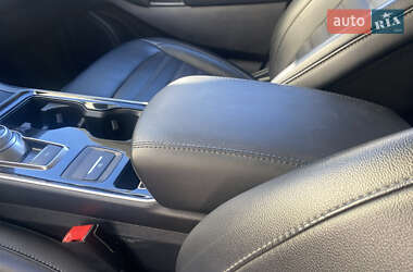 Позашляховик / Кросовер Ford Edge 2020 в 