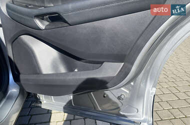 Позашляховик / Кросовер Ford Edge 2020 в 