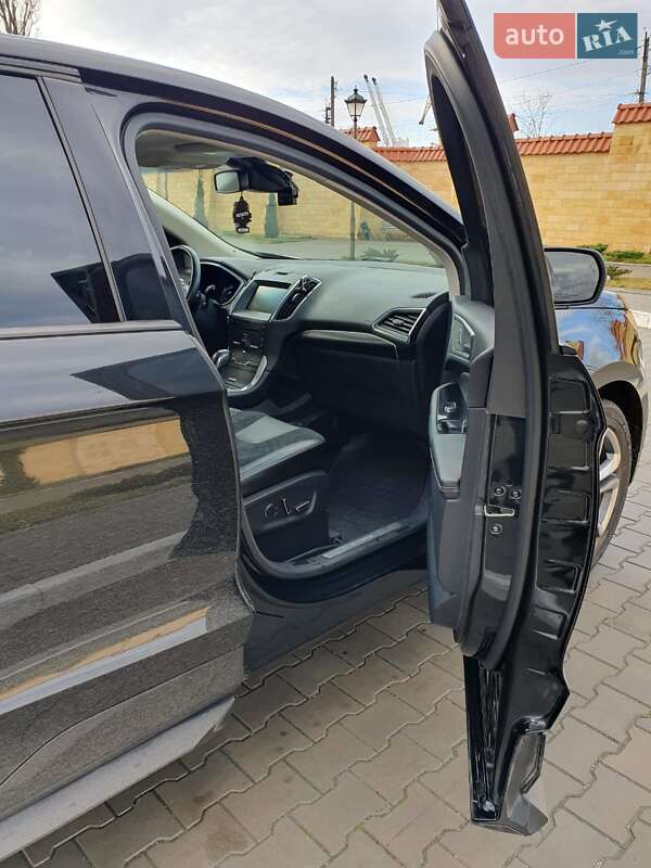 Внедорожник / Кроссовер Ford Edge 2015 в Измаиле