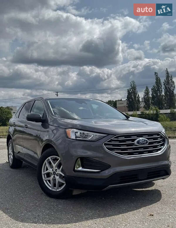 Позашляховик / Кросовер Ford Edge 2023 в  фото Позашляховик / Кросовер Ford Edge 2023 в