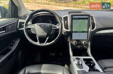 Позашляховик / Кросовер Ford Edge 2023 в  фото 12 Позашляховик / Кросовер Ford Edge 2023 в