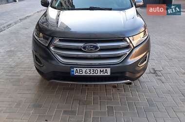Позашляховик / Кросовер Ford Edge 2015 в 
