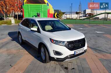 Позашляховик / Кросовер Ford Edge 2016 в 