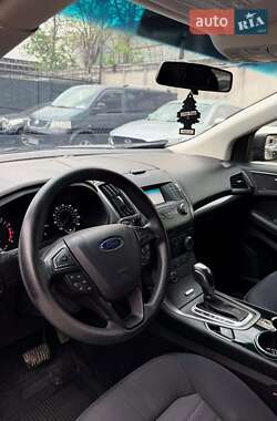 Позашляховик / Кросовер Ford Edge 2015 в  фото 8 Позашляховик / Кросовер Ford Edge 2015 в
