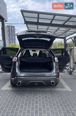 Позашляховик / Кросовер Ford Edge 2019 в Києві
