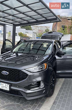 Позашляховик / Кросовер Ford Edge 2019 в  фото 6 Позашляховик / Кросовер Ford Edge 2019 в