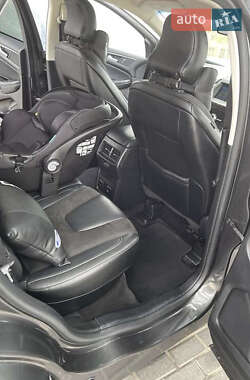 Позашляховик / Кросовер Ford Edge 2019 в  фото 10 Позашляховик / Кросовер Ford Edge 2019 в