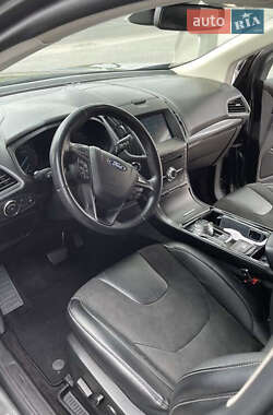 Позашляховик / Кросовер Ford Edge 2019 в  фото 16 Позашляховик / Кросовер Ford Edge 2019 в