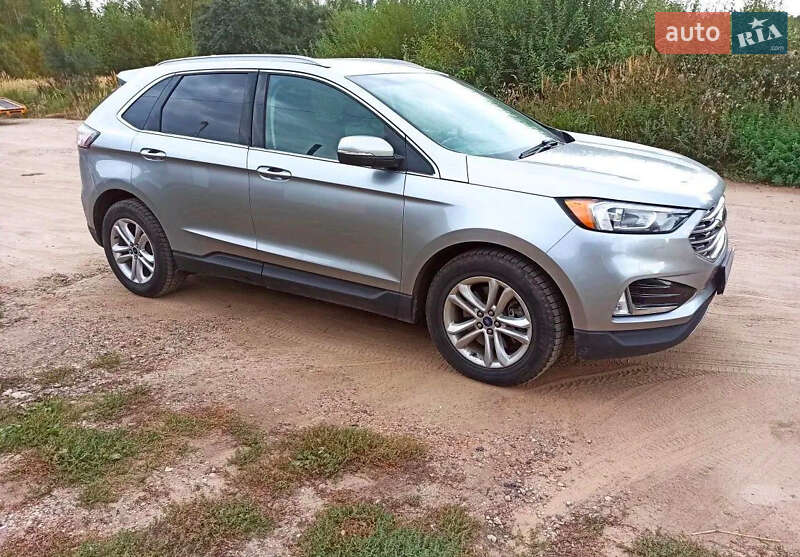Внедорожник / Кроссовер Ford Edge 2020 в 