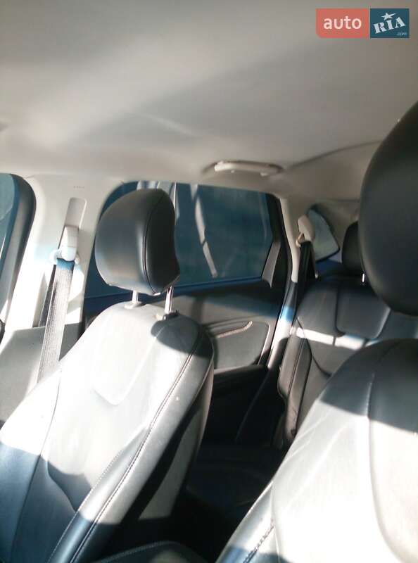 Позашляховик / Кросовер Ford Edge 2015 в Кам'янець-Подільському фото 7 Позашляховик / Кросовер Ford Edge 2015 в Кам'янець-Подільському