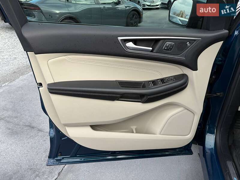 Позашляховик / Кросовер Ford Edge 2020 в Рівному