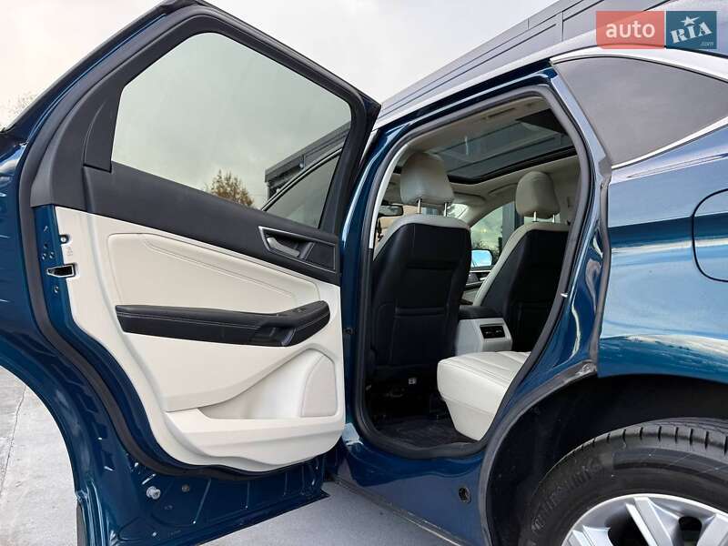 Позашляховик / Кросовер Ford Edge 2020 в Рівному