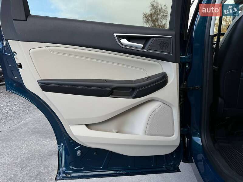 Позашляховик / Кросовер Ford Edge 2020 в Рівному
