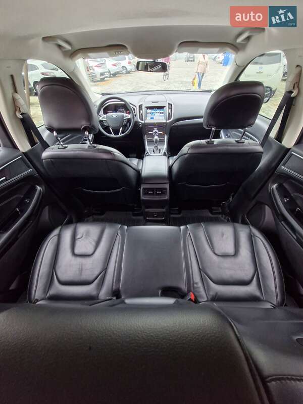 Внедорожник / Кроссовер Ford Edge 2016 в Ужгороде