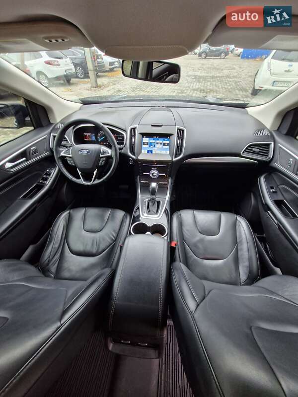 Внедорожник / Кроссовер Ford Edge 2016 в Ужгороде