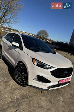 Позашляховик / Кросовер Ford Edge 2019 в Умані