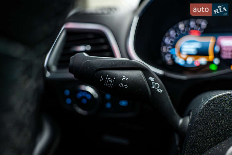 Внедорожник / Кроссовер Ford Edge 2016 в Киеве фото 15 Внедорожник / Кроссовер Ford Edge 2016 в Киеве