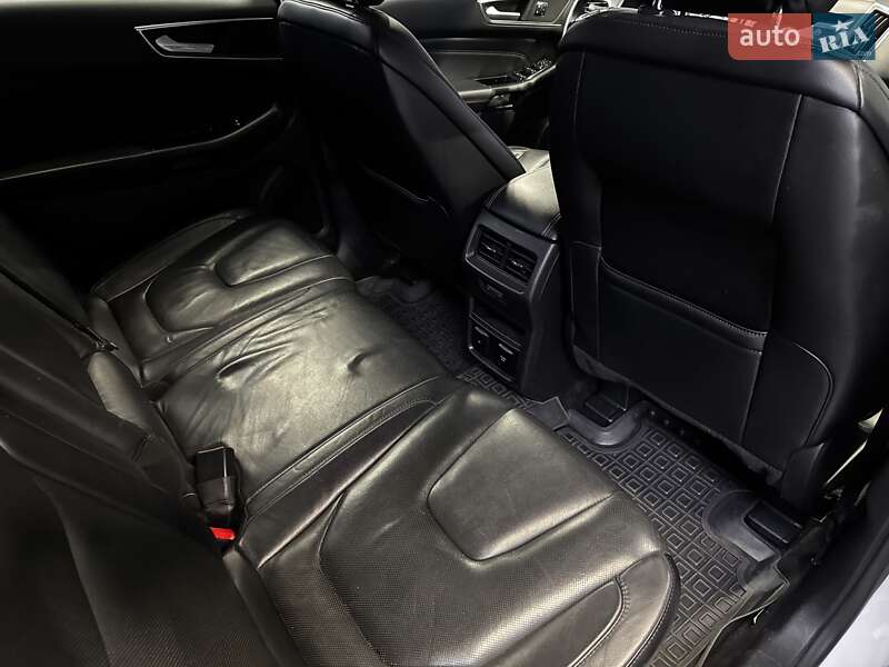 Позашляховик / Кросовер Ford Edge 2016 в Києві