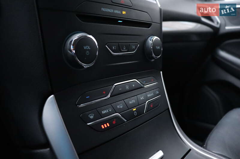 Позашляховик / Кросовер Ford Edge 2016 в Києві фото 37 Позашляховик / Кросовер Ford Edge 2016 в Києві