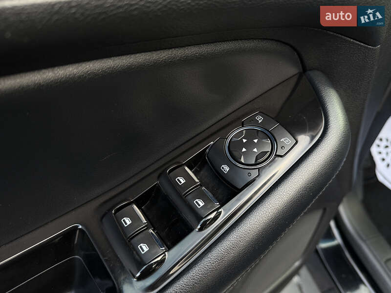 Позашляховик / Кросовер Ford Edge 2018 в Дрогобичі