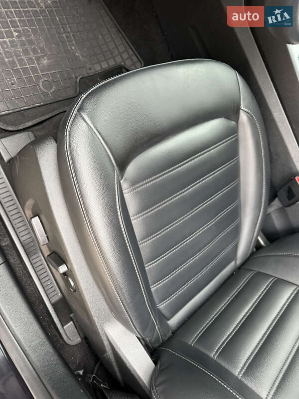 Внедорожник / Кроссовер Ford Edge 2022 в Умани