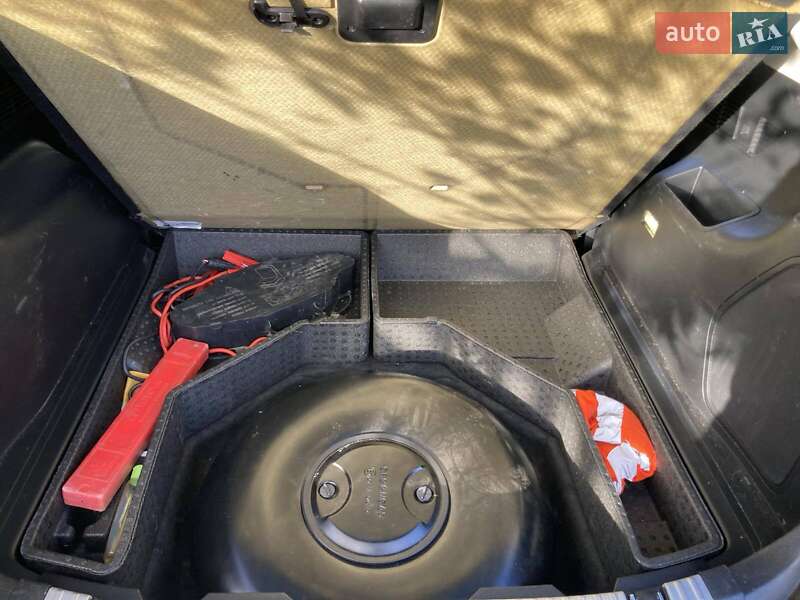 Позашляховик / Кросовер Ford Edge 2016 в Ковелі